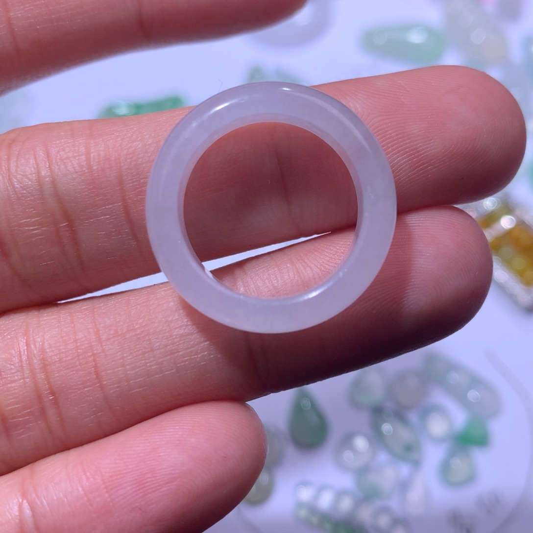 翡翠颈饰未镶嵌戒圈13