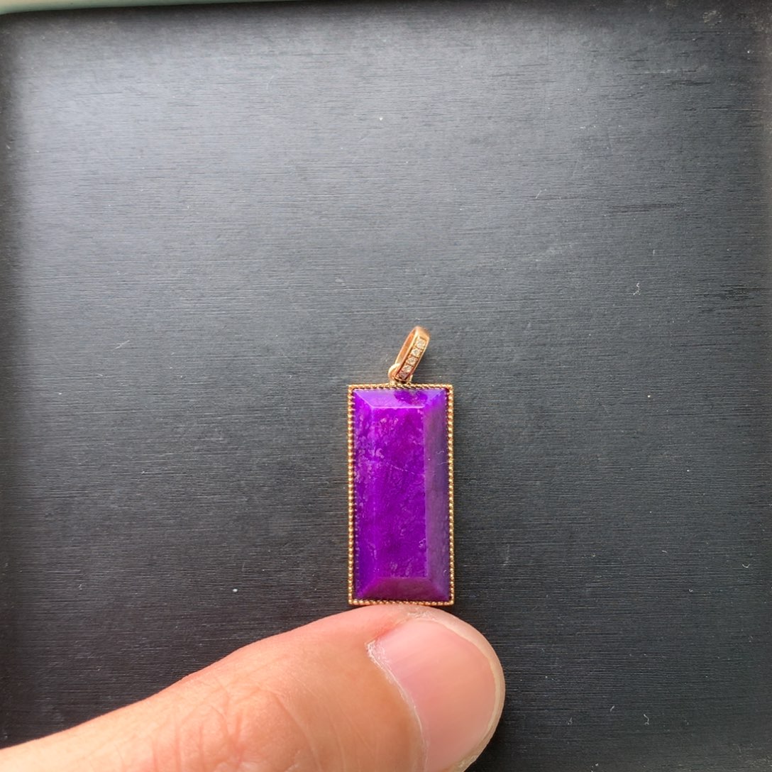 苏纪石（舒俱来）18K金镶嵌吊坠