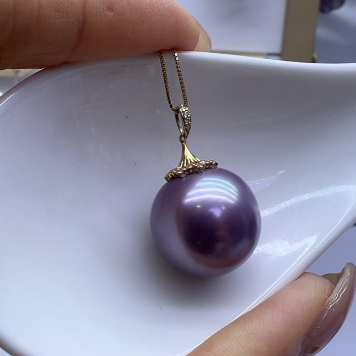 淡水珍珠颈饰18K金镶嵌