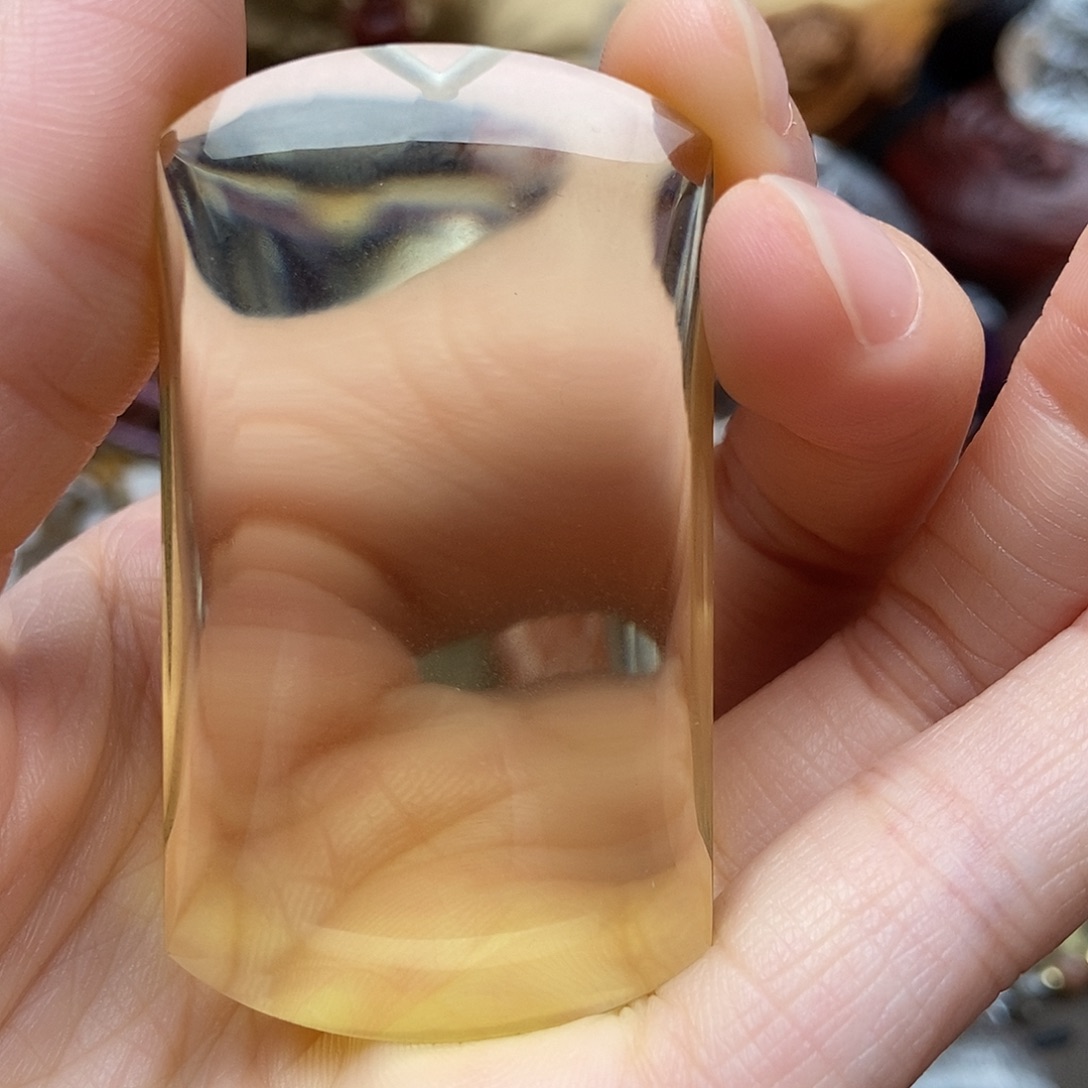 未镶嵌颈饰水晶吊坠