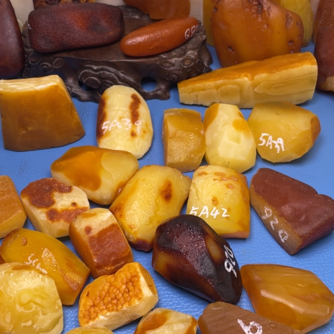 定制蜜蜡未镶嵌原石定制