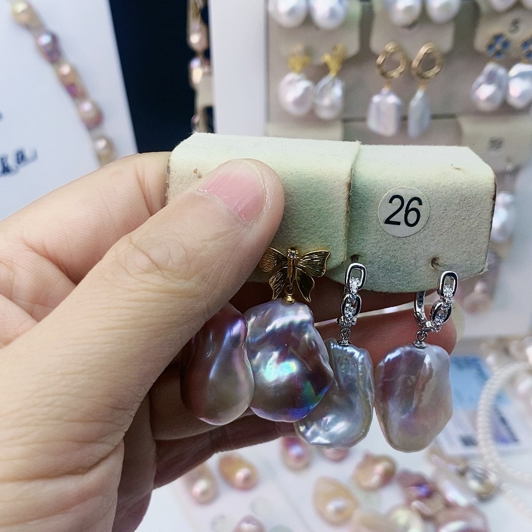 淡水珍珠耳饰未镶嵌