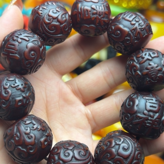 琥珀手串未镶嵌蜜蜡