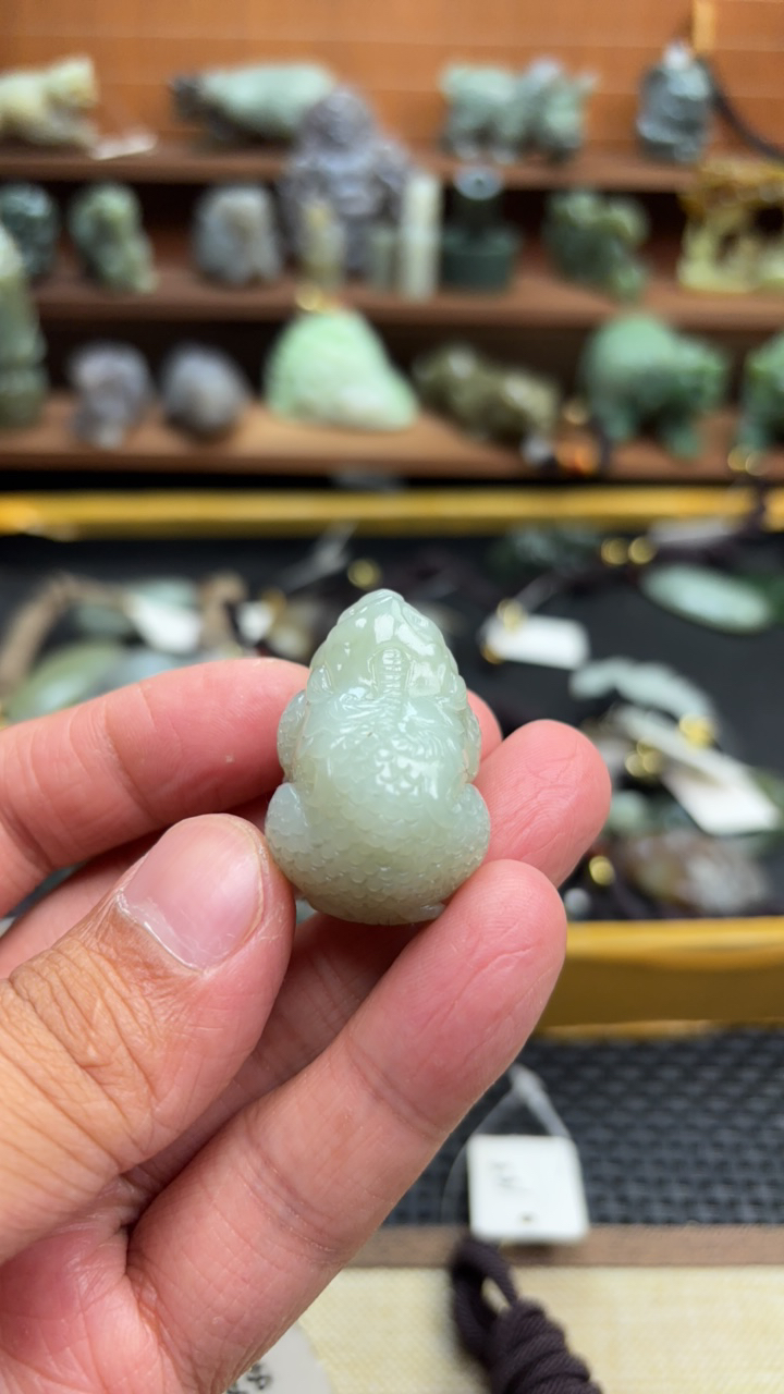 保真和田玉貔貅时尚吊坠百搭精雕拍一发一手工精致气质