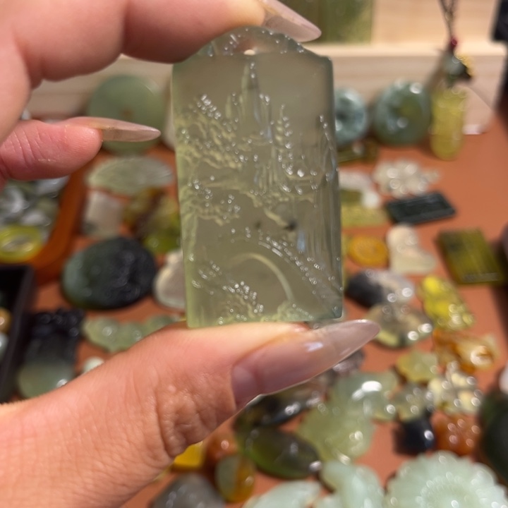 蛇纹石玉合金颈饰