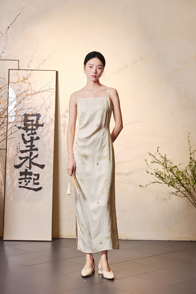 【梨花庄】25春夏51D0267《青竹》人丝印花收褶新中式吊带连衣裙