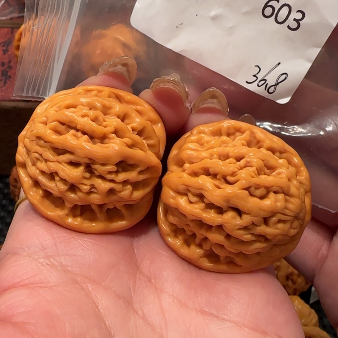 桃核吊坠G*P麦穗虎头36精品