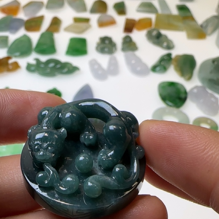 翡翠未镶嵌颈饰天然翡翠