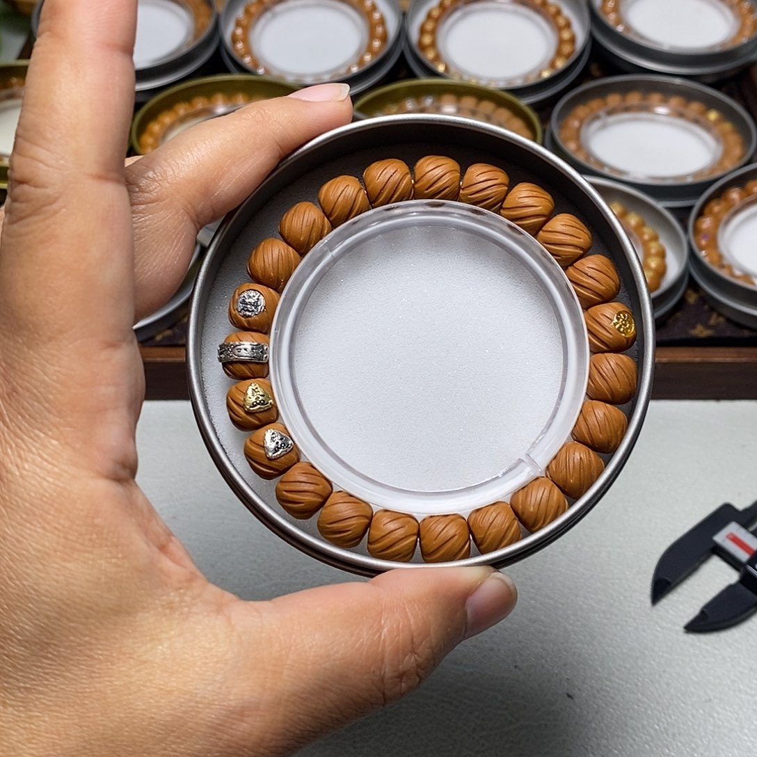 猴头核桃手串67号五标高配星河10左右