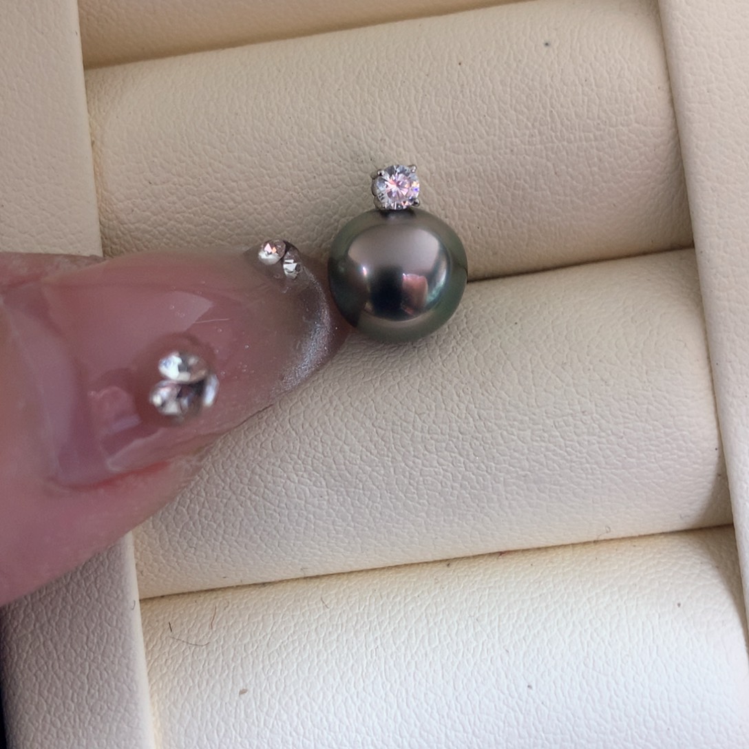 海水珍珠颈饰18K金镶嵌