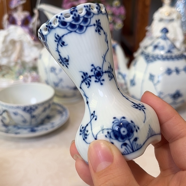 杯欧洲中古瓷器摆件