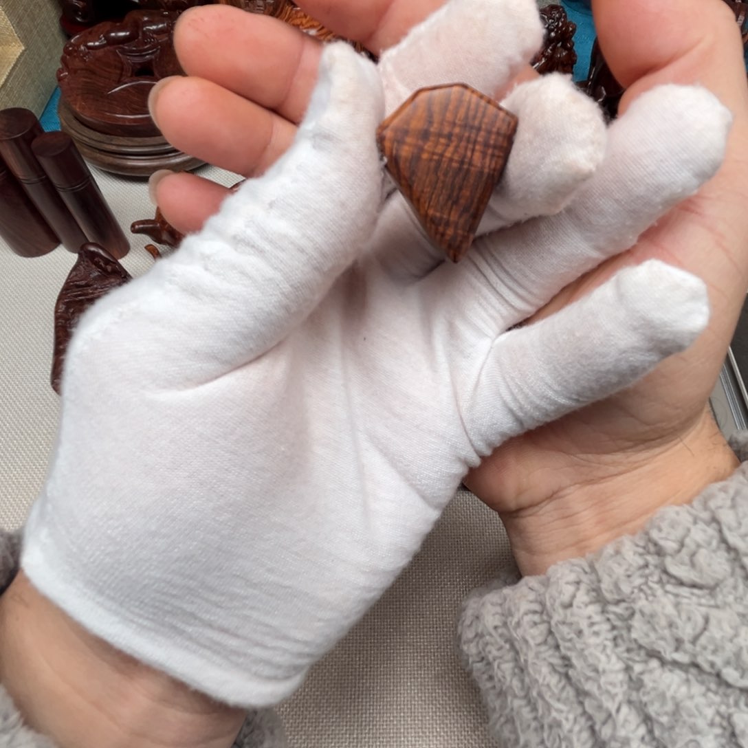 黄花梨/降香黄檀把件小吊坠….