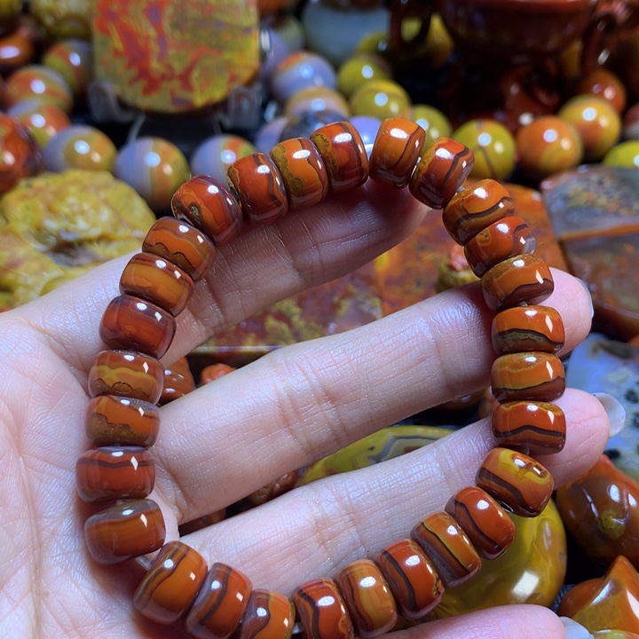 玛瑙/玉髓战国红手串未镶嵌D***k