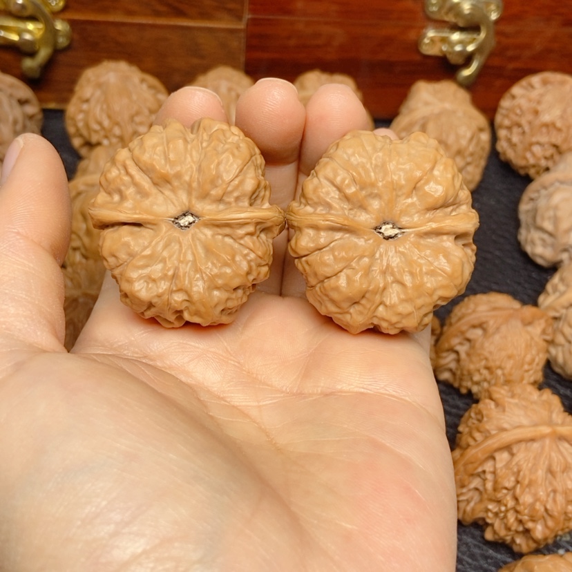 【闪购商品】吊坠文玩核桃合****型蛙蛙38