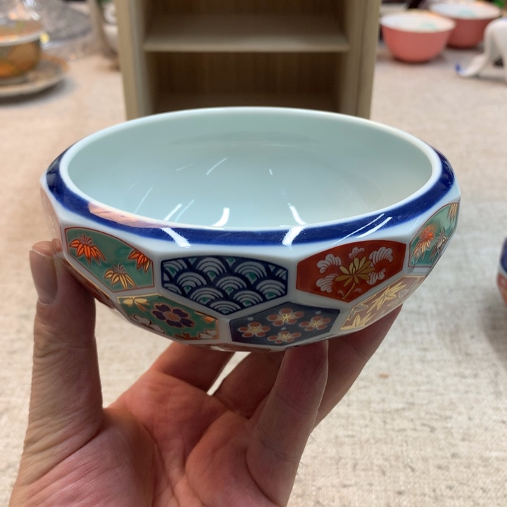 金瓷阁家的美丽瓷器