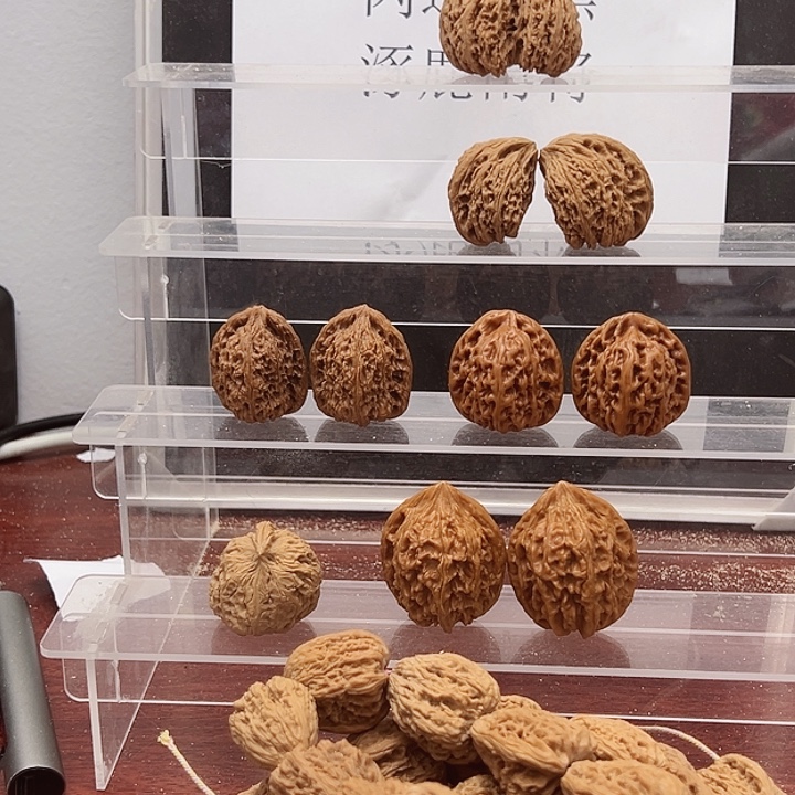 “***…涿鹿南京石文玩核桃