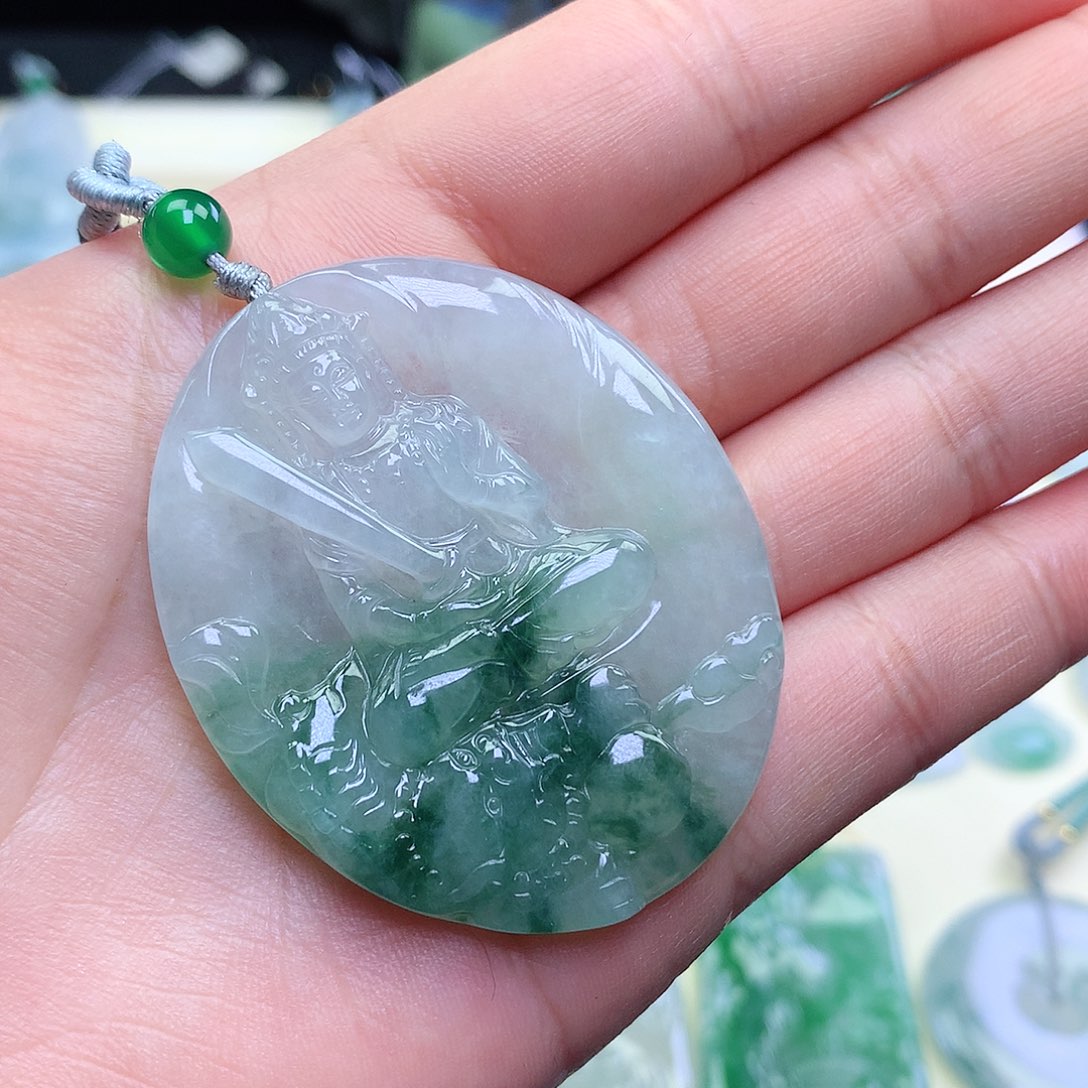 翡翠颈饰未镶嵌吊坠