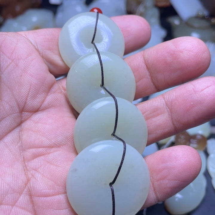 和田玉吊坠(不含链)未镶嵌