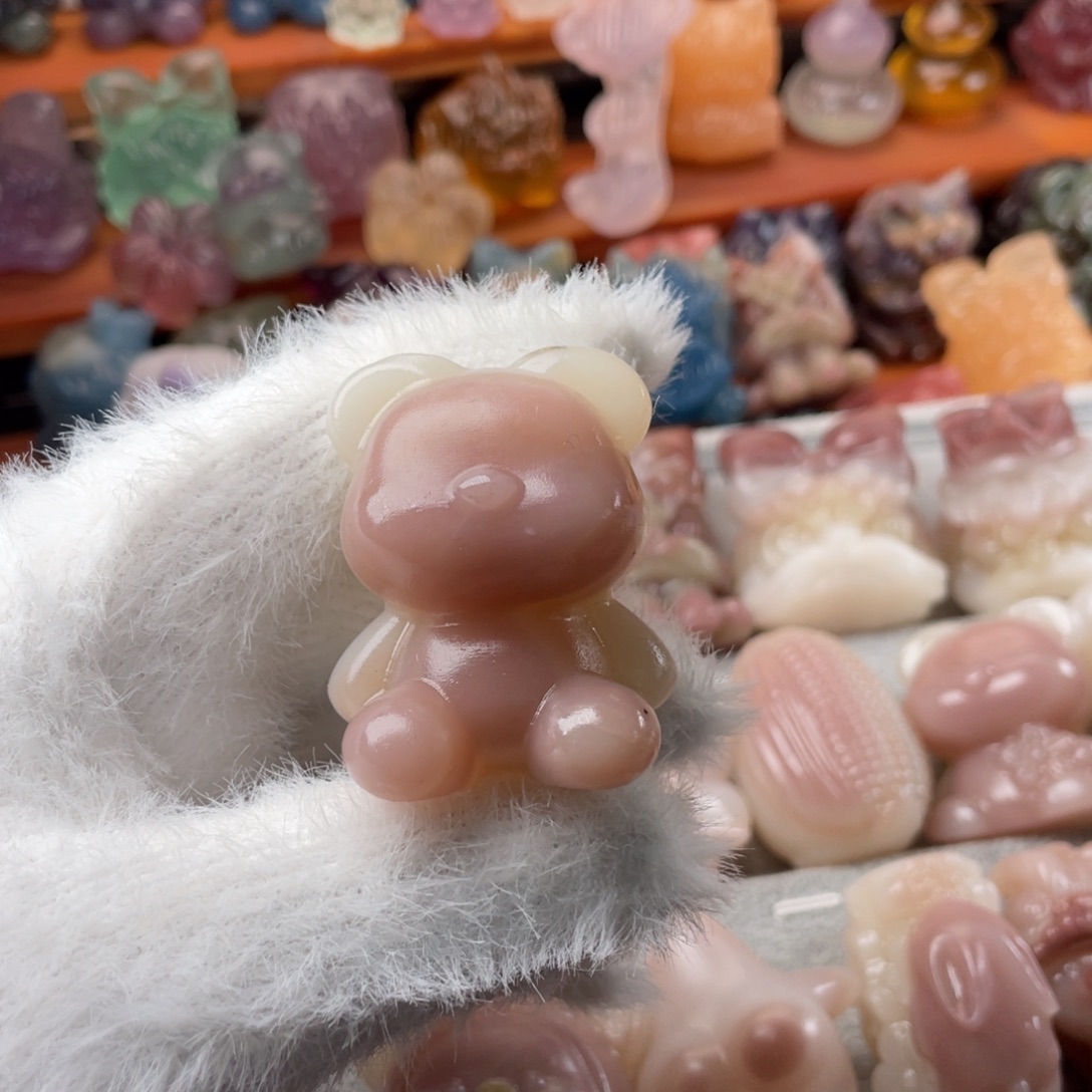 粉白无脸熊微瑕大放漏