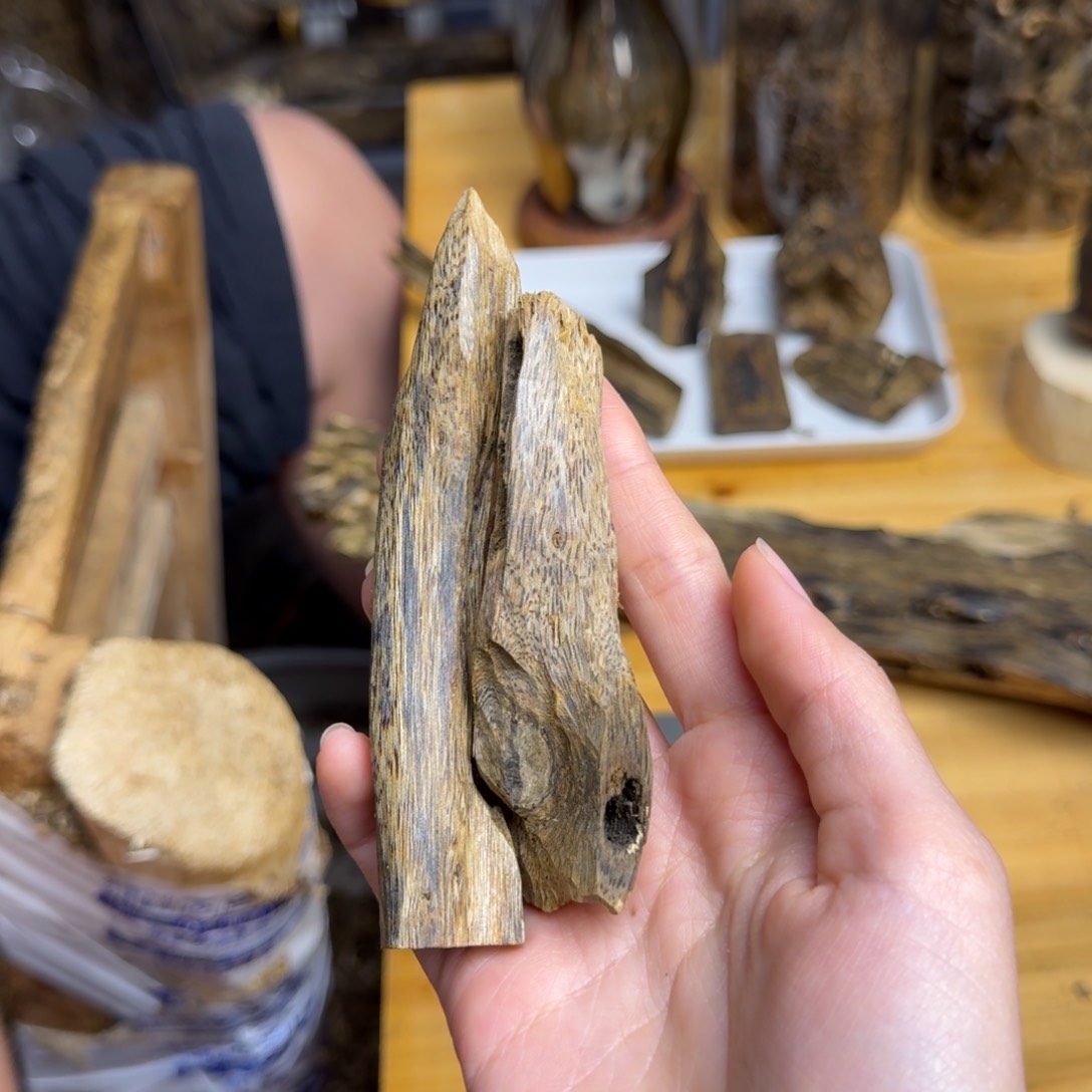 沉香沉香碎屑白棋品种块料23克