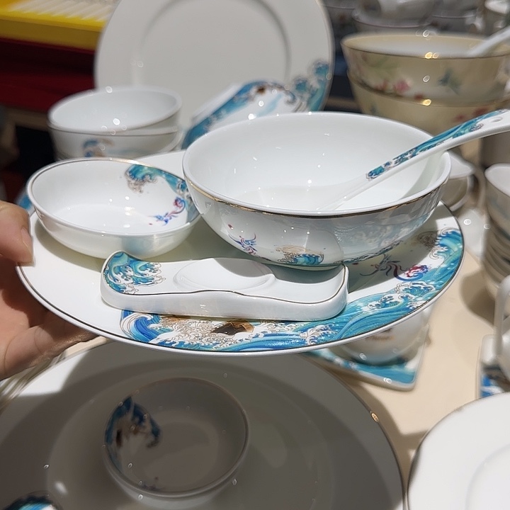 陶***陶瓷5件骨瓷风生水起个人摆台