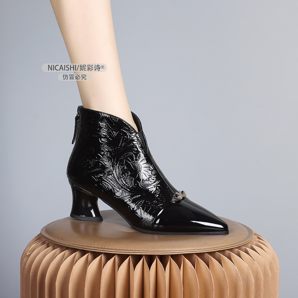 2024年新款欧美时尚百搭加绒裸靴时尚深V女靴气质粗跟女短靴0712