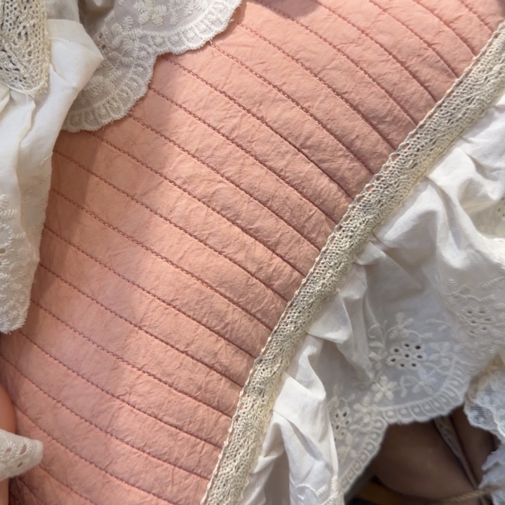 粉色枕头一个装的