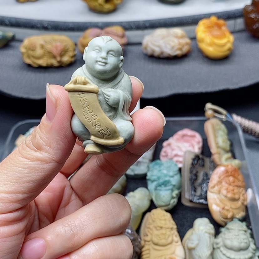 【闪购商品】定制石英质玉吊坠未镶嵌