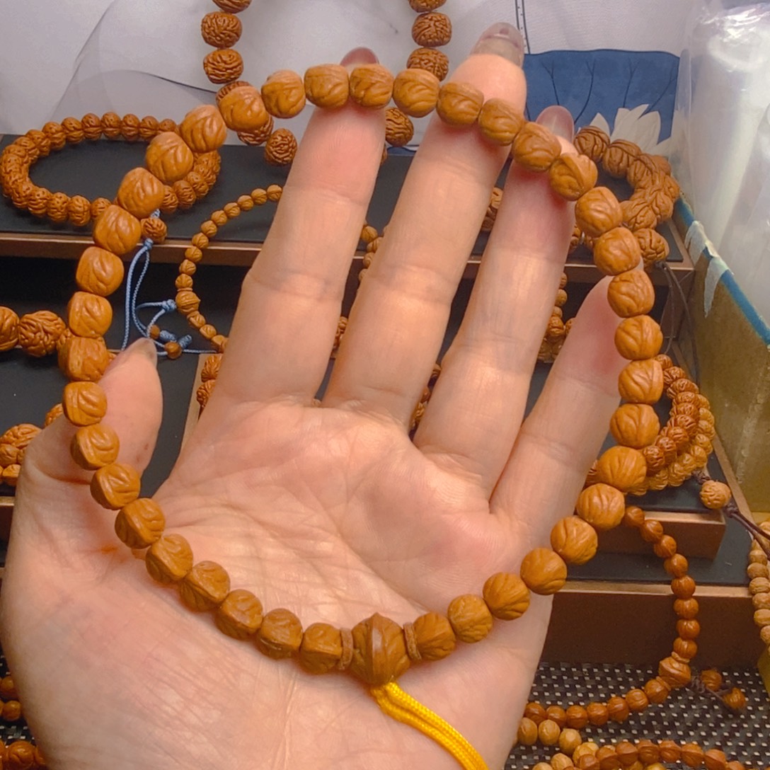 p***1桃核吊坠0.75555555555