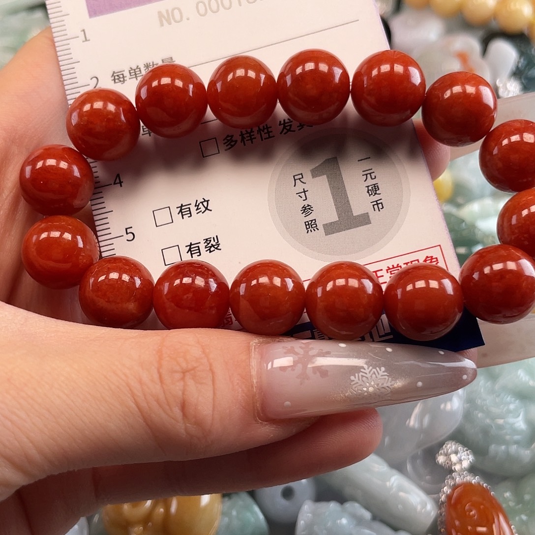 翡翠未镶嵌颈饰hhh