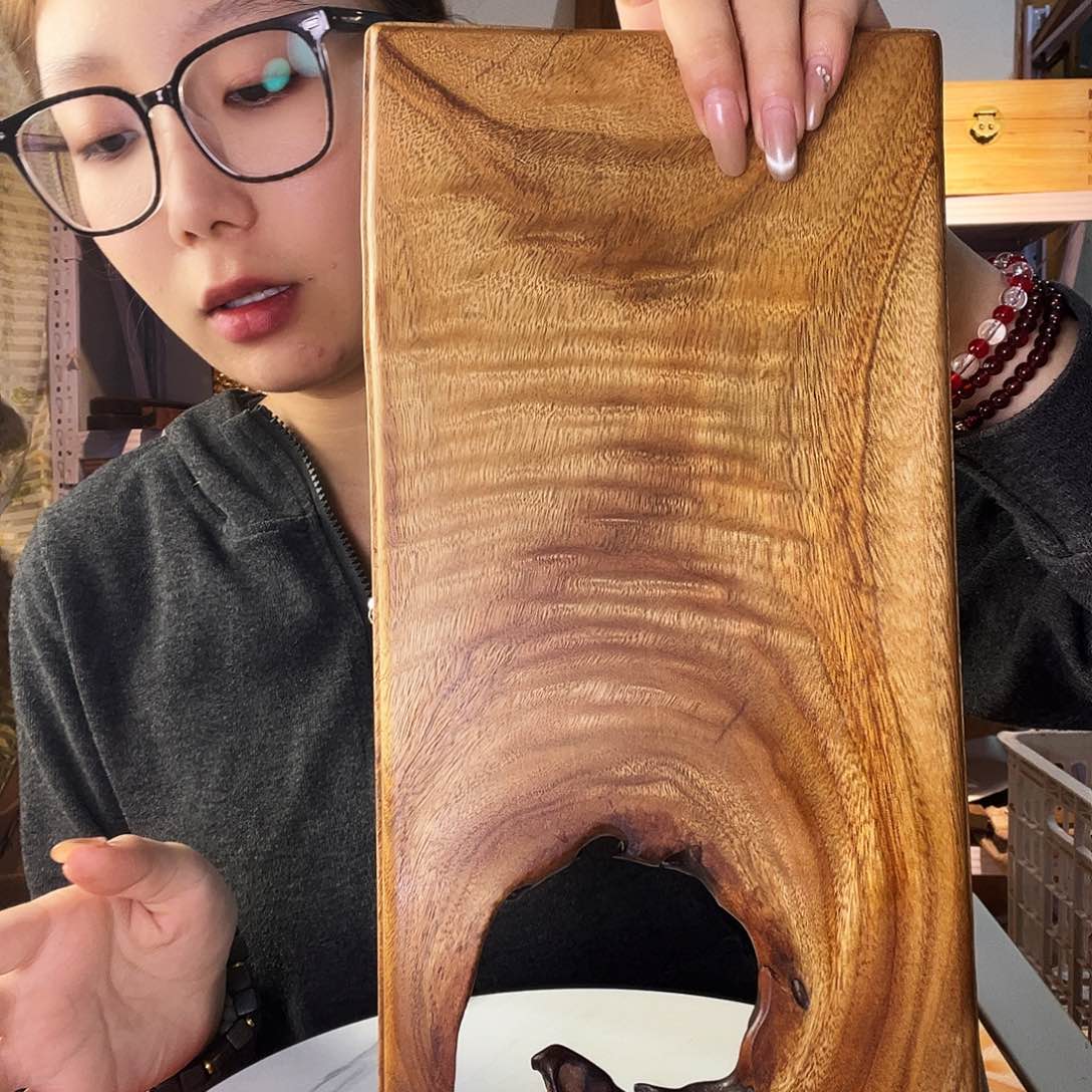 紫檀木类端景台嘚*得