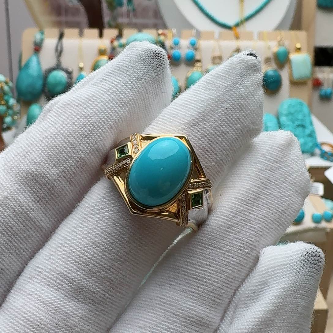 绿松石配饰18K金镶嵌