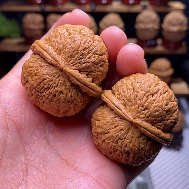 文玩核桃吊坠脑纹元宝30