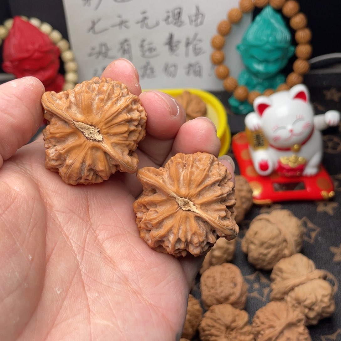 核桃把件怪**40无修宫灯