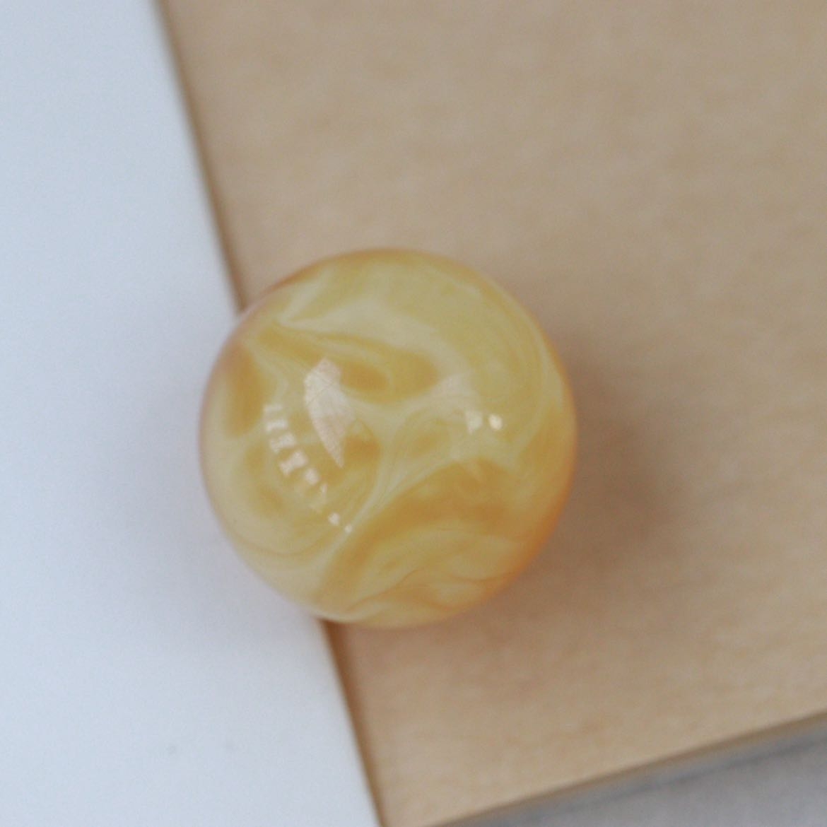 【俄料】24.6mm 金橘溶洞妖花蜜蜡锁骨珠圆珠 全品完美 8.54克