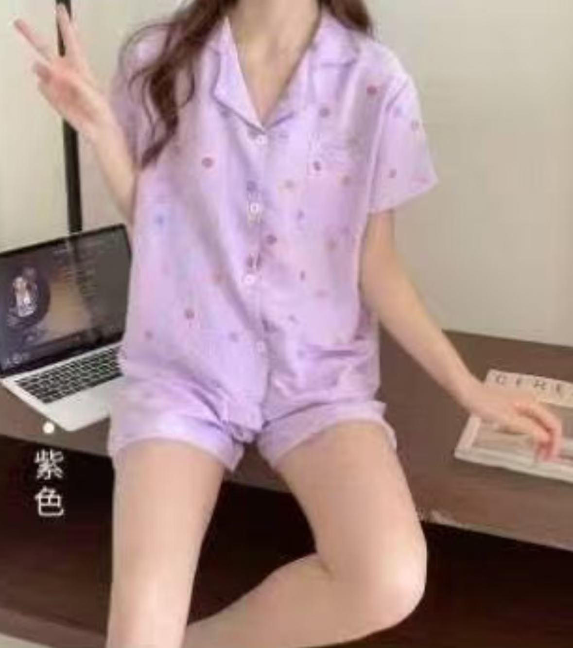 B1023紫波点翻领开扣家居套装