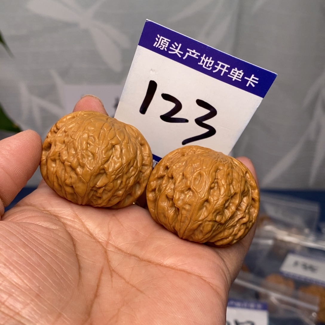 文玩核桃把件40铁锤