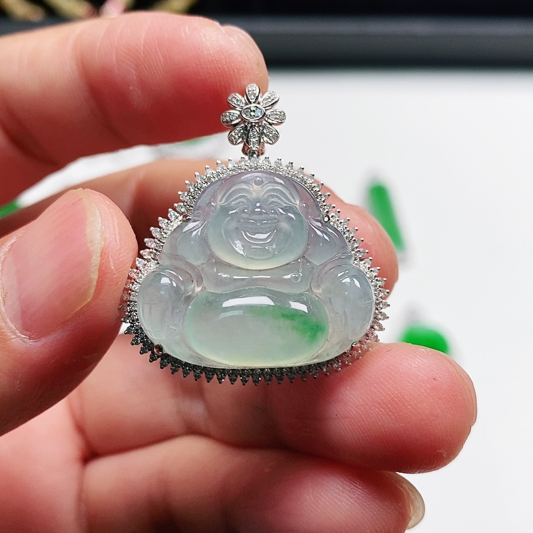 翡翠颈饰18K金镶嵌天然缅甸翡翠A货