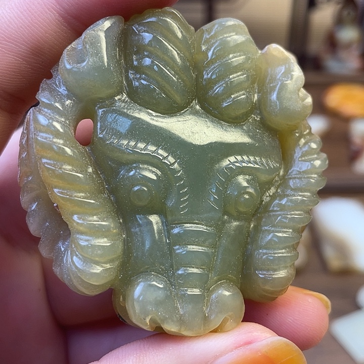 未镶嵌和田玉（糖玉）挂件