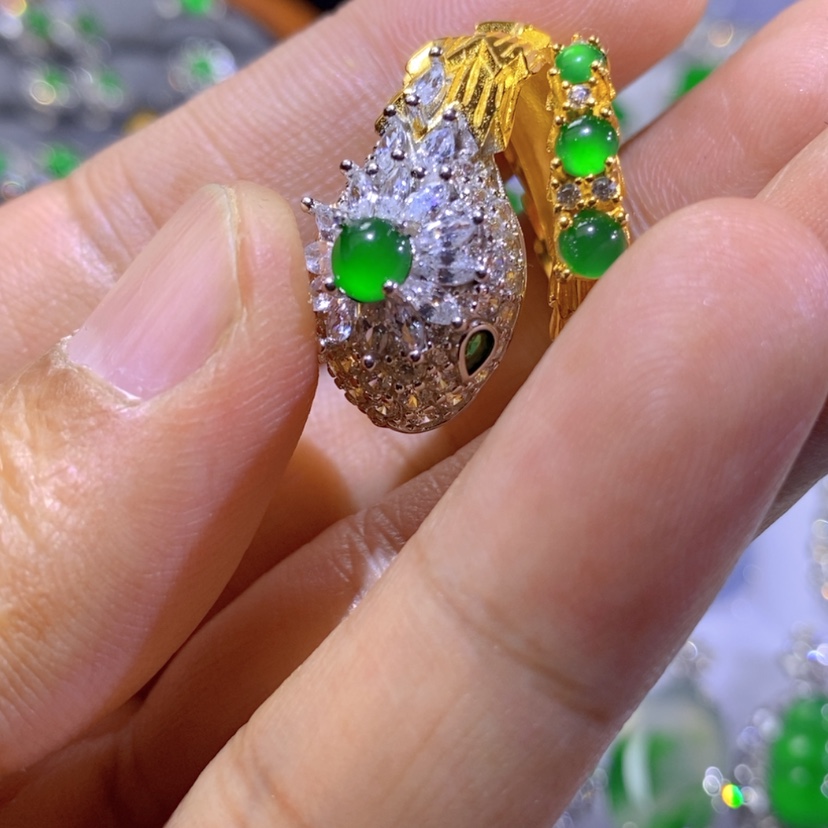 【闪购商品】翡翠挂件银S925镶嵌天然翡翠