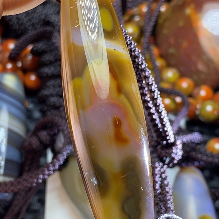 玛瑙/玉髓颈饰未镶嵌泥*