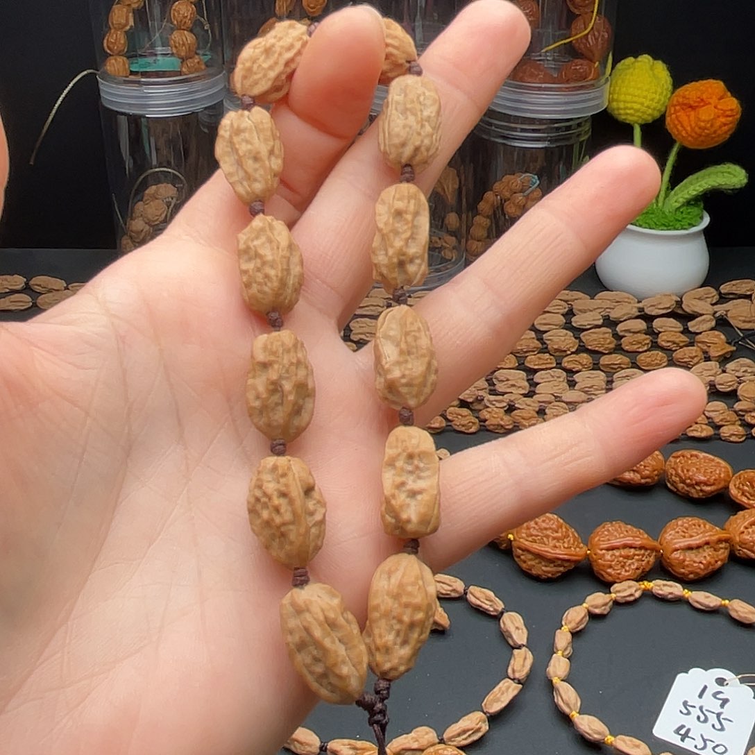 C***n文玩核桃手串002小蛤蟆头