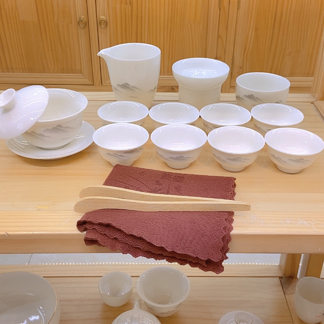 羊脂玉瓷茶具套装