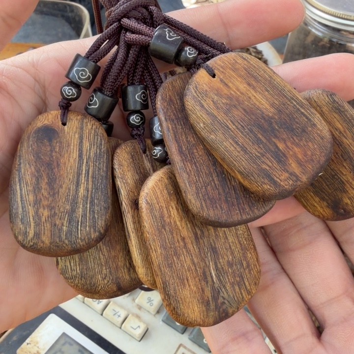 沉香沉香碎屑大牌子块料多样性发一