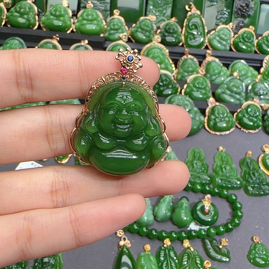 和田玉（碧玉）18K金镶嵌颈饰