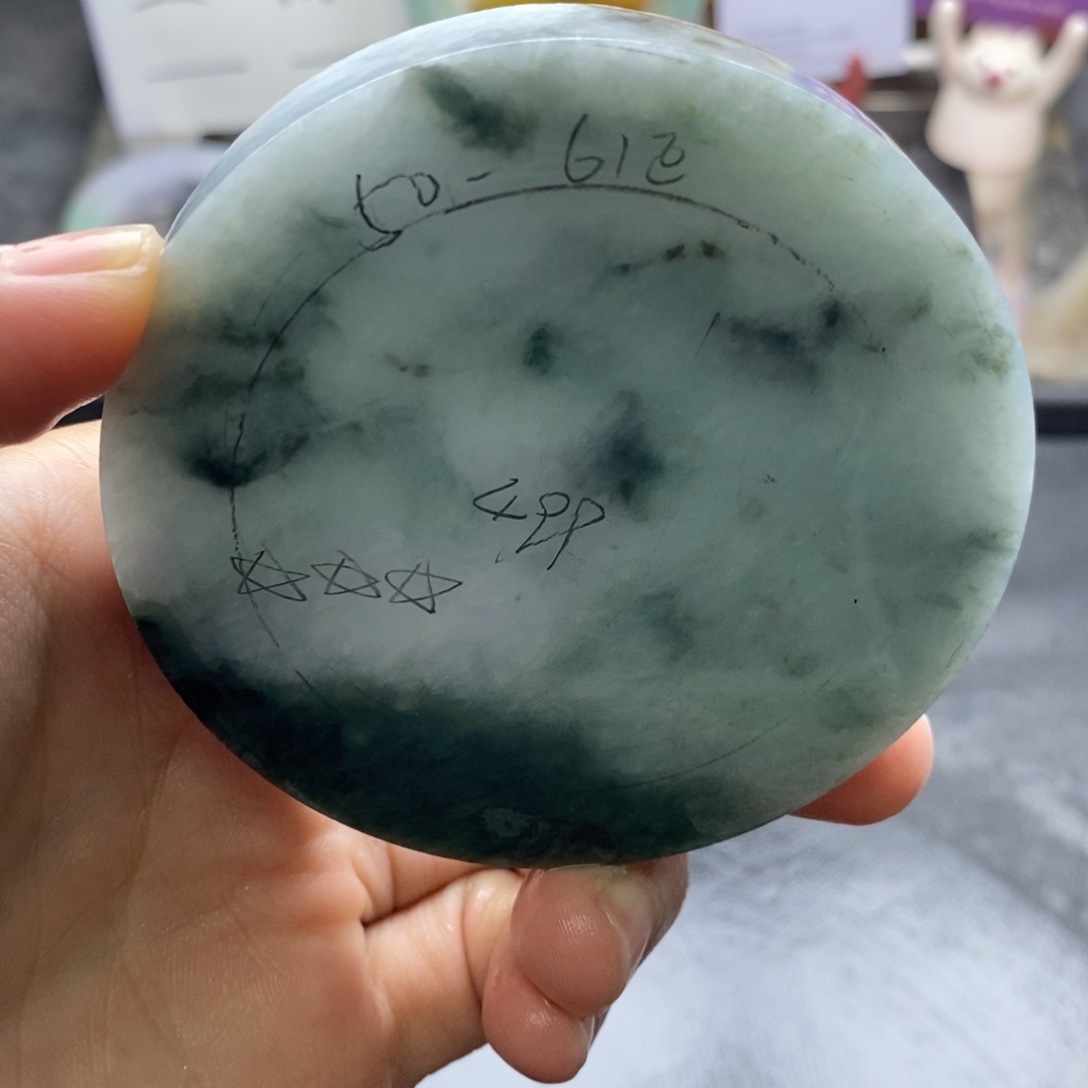 定制翡翠未镶嵌翡翠手镯