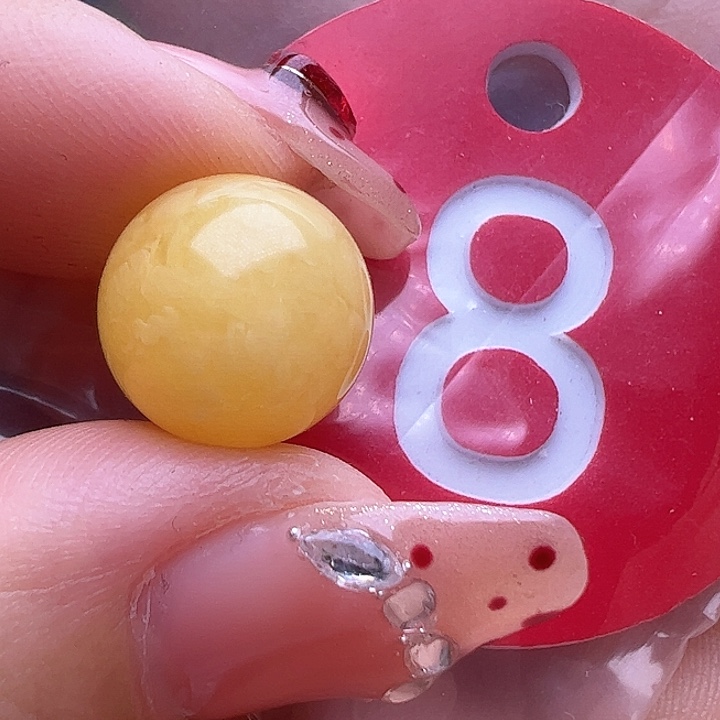 蜜蜡裸石未镶嵌11.5mm鸡油黄圆珠