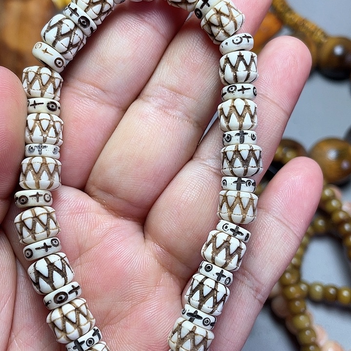 木质非金属其他配饰