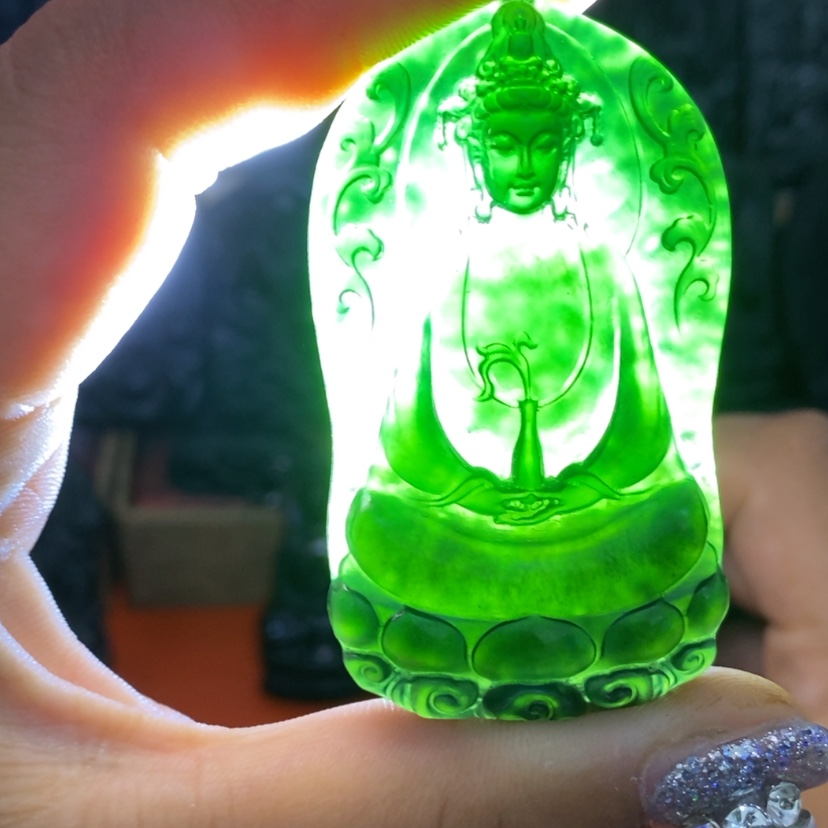 【闪购商品】未镶嵌蛇纹石玉颈饰