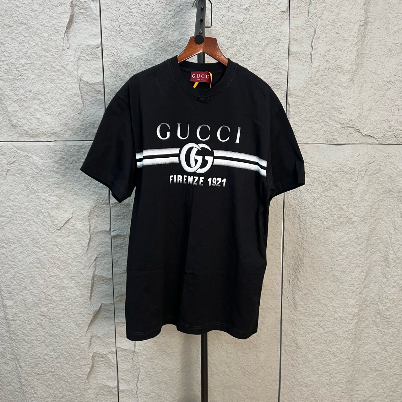99新 GUCCI/古驰 24新款印花logo黑色短袖 S码 cl00351
